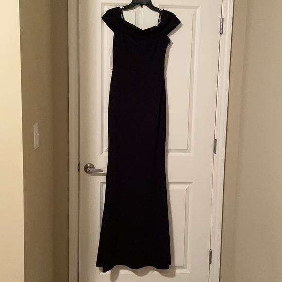 Katie May Legacy Off The Shoulder Gown. NWT - Picture 6 of 8